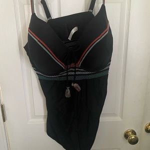 46DD Cacique Swim Top